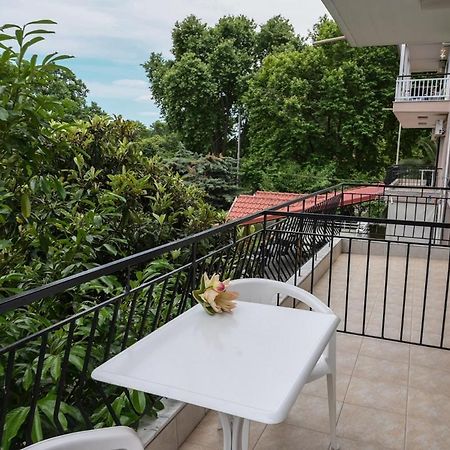 Hotel Geromichalos Paralia Skotinis Exterior photo